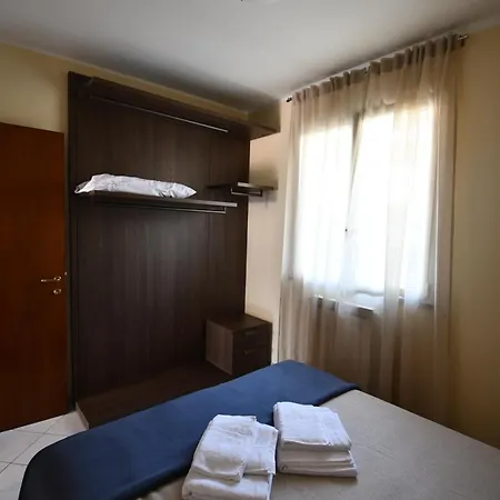 Apartment Camineve 1 *